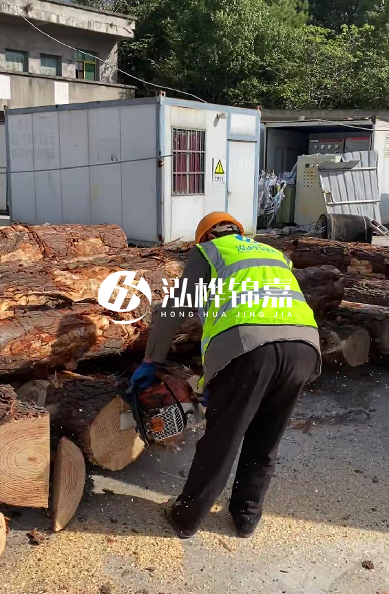 湖北有打樁木源頭工廠嗎？4米8公分松木樁多少錢一根？