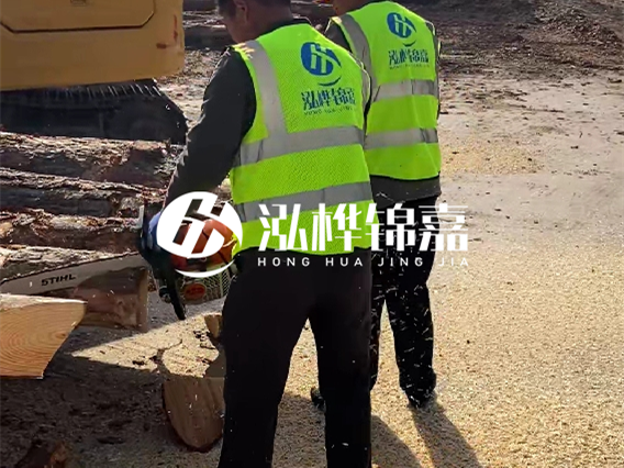 護坡木樁哪里有的買?2米松木樁直徑14價格多少錢?