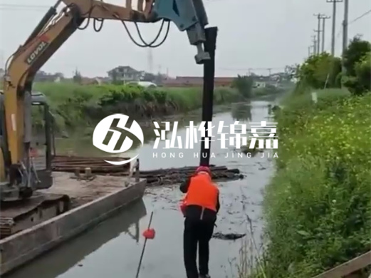 水挖打木樁專業(yè)團(tuán)隊(duì)泓樺錦嘉-最大可以打幾米的木樁?