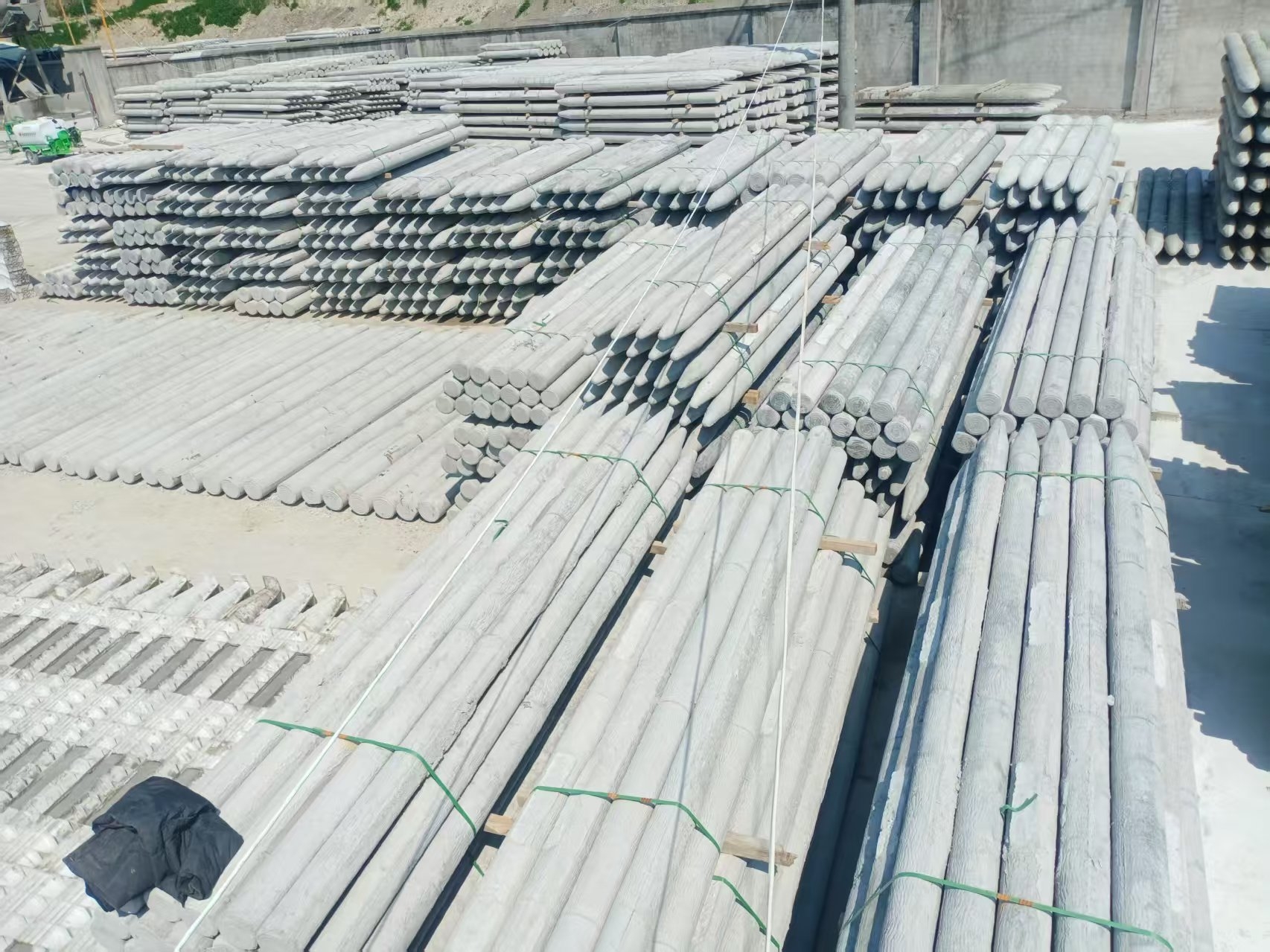 水泥樁廠家泓樺錦嘉 - 水泥樁和木樁哪個更經濟？?